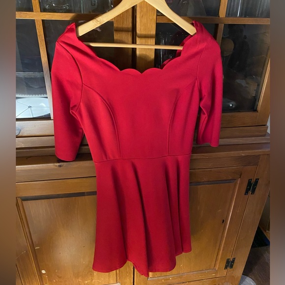Lulu’s Tip the Scallops red dress - Picture 7 of 9